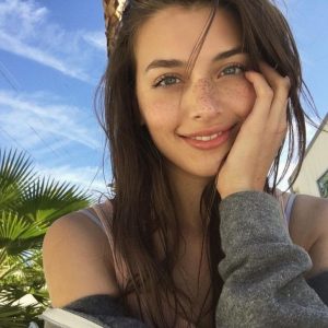 ルーマニア人女性と話せるチャンスが!東京 上野 ルーマニア人パブ FIESTA